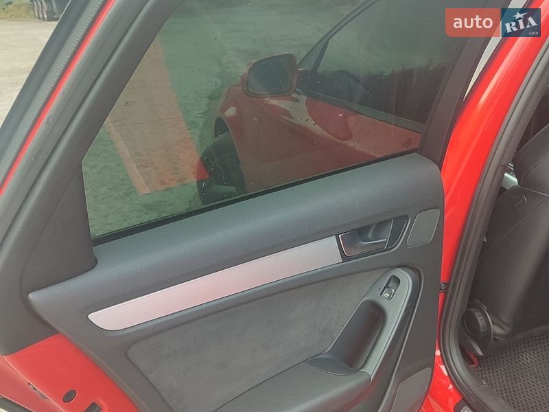 Седан Audi A4 2010 в Києві
