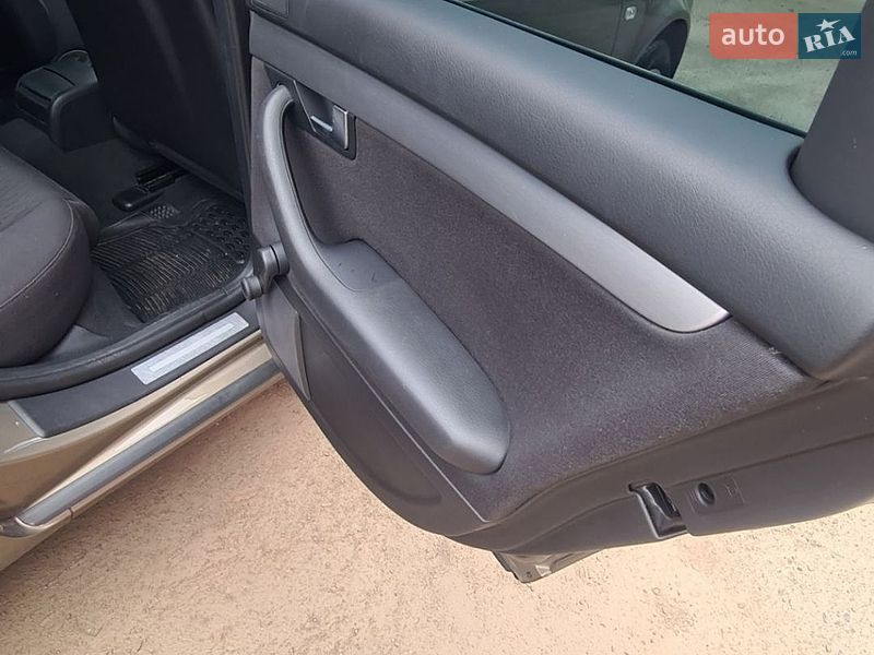 Універсал Audi A4 2006 в Луцьку