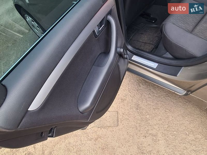 Універсал Audi A4 2006 в Луцьку