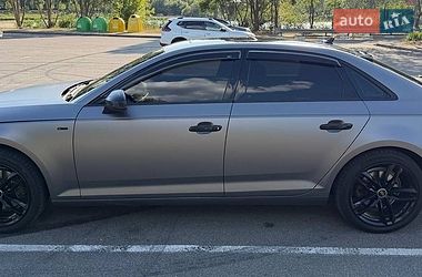 Седан Audi A4 2017 в Горенці