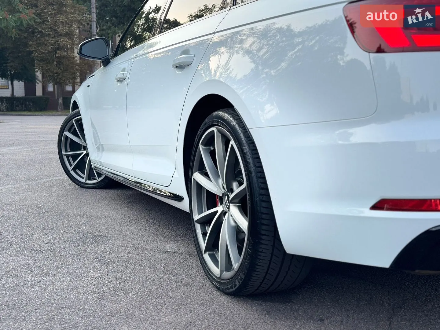 2017 Audi A4 - мініатюра 13