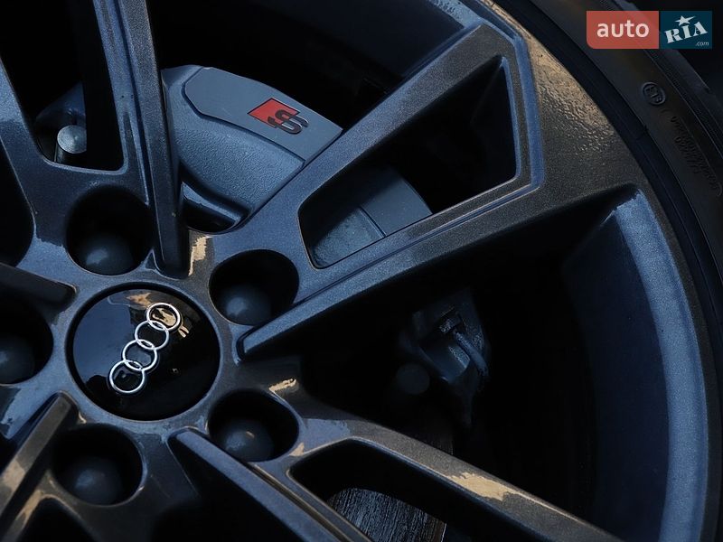 Универсал Audi A4 2016 в Дрогобыче