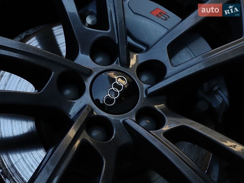 Универсал Audi A4 2016 в Дрогобыче