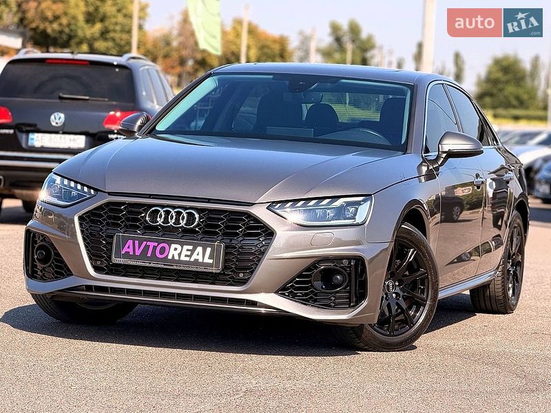 Седан Audi A4 2020 в Кривому Розі