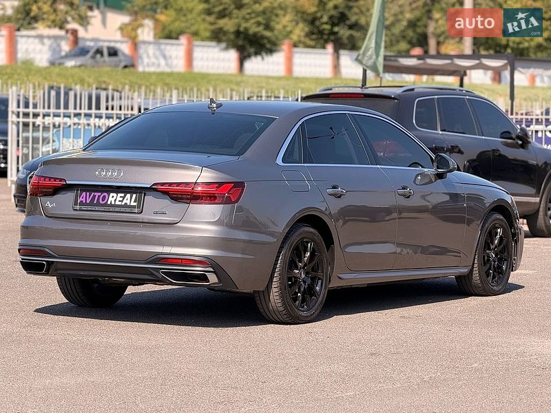 Седан Audi A4 2020 в Кривому Розі