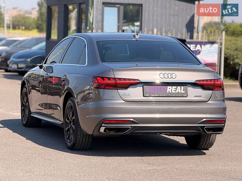 Седан Audi A4 2020 в Кривому Розі