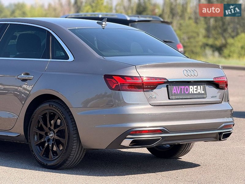 Седан Audi A4 2020 в Кривому Розі