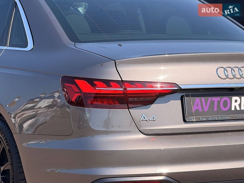 Седан Audi A4 2020 в Кривому Розі