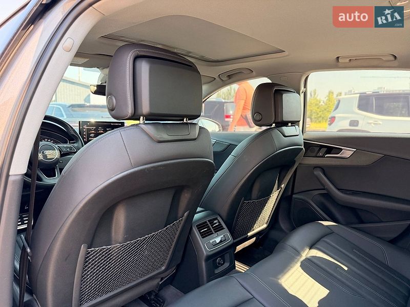 Седан Audi A4 2020 в Кривому Розі