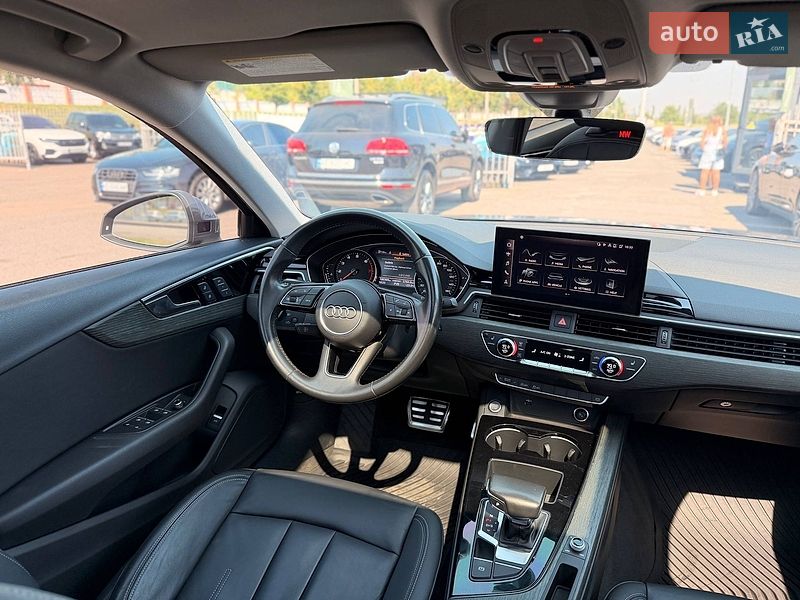 Седан Audi A4 2020 в Кривому Розі