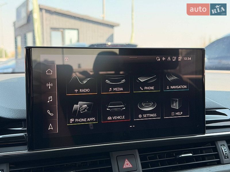 Седан Audi A4 2020 в Кривому Розі