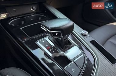 Седан Audi A4 2020 в Кривому Розі