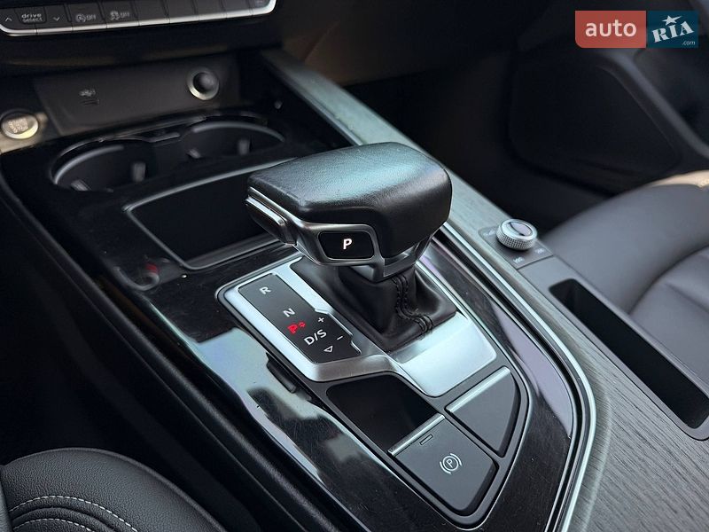 Седан Audi A4 2020 в Кривому Розі