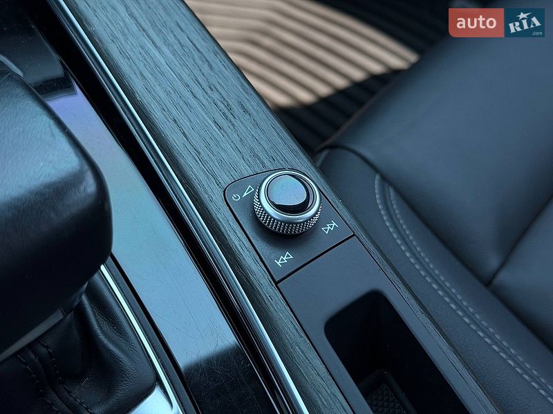Седан Audi A4 2020 в Кривому Розі