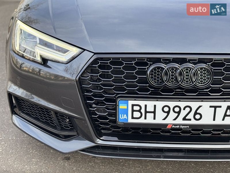 Седан Audi A4 2018 в Львові