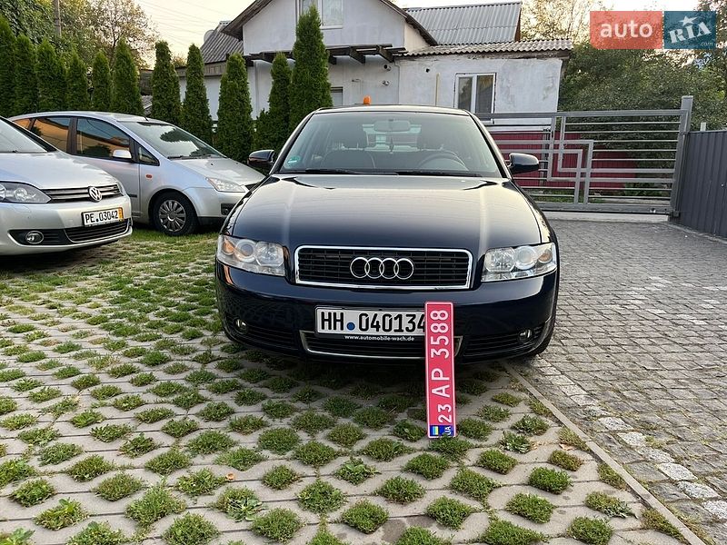 Седан Audi A4 2004 в Звягелі