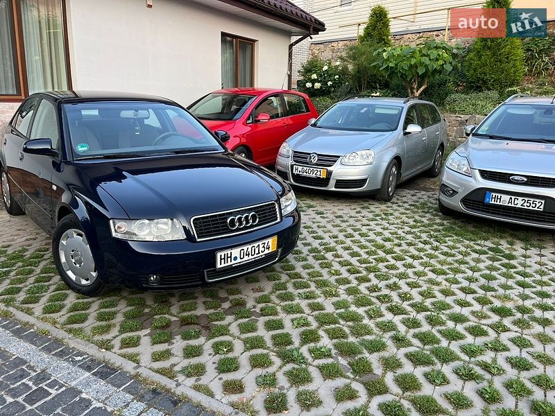 Седан Audi A4 2004 в Звягелі