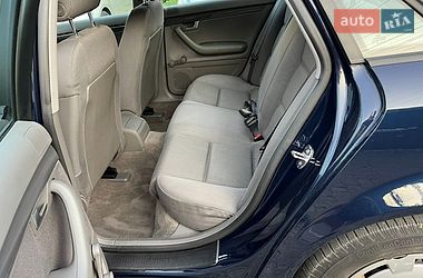 Седан Audi A4 2004 в Звягелі