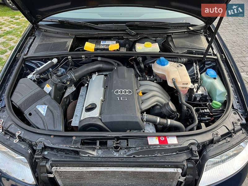 Седан Audi A4 2004 в Звягелі