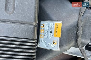 Седан Audi A4 2004 в Звягелі
