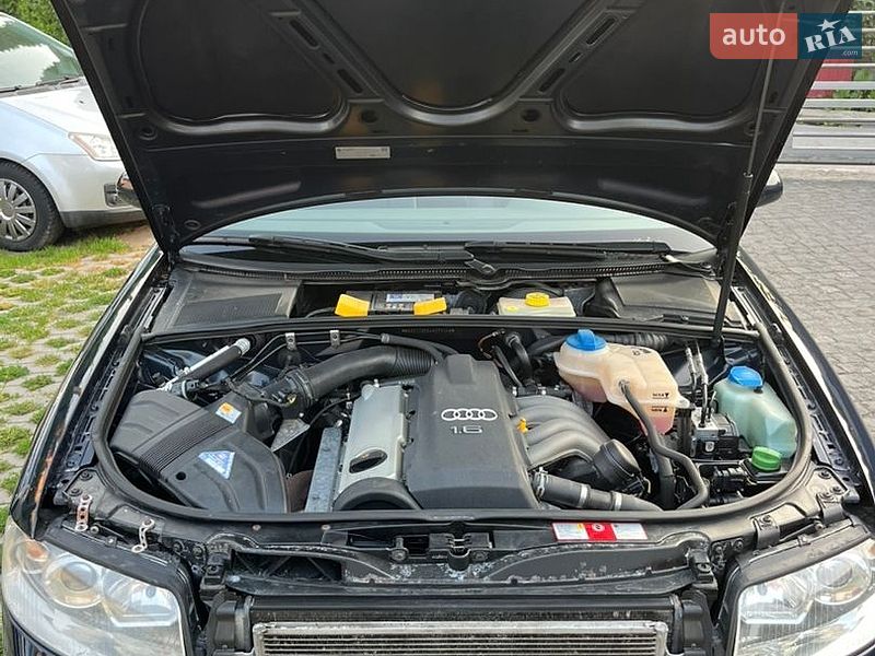 Седан Audi A4 2004 в Звягелі