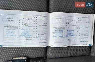 Седан Audi A4 2004 в Звягелі