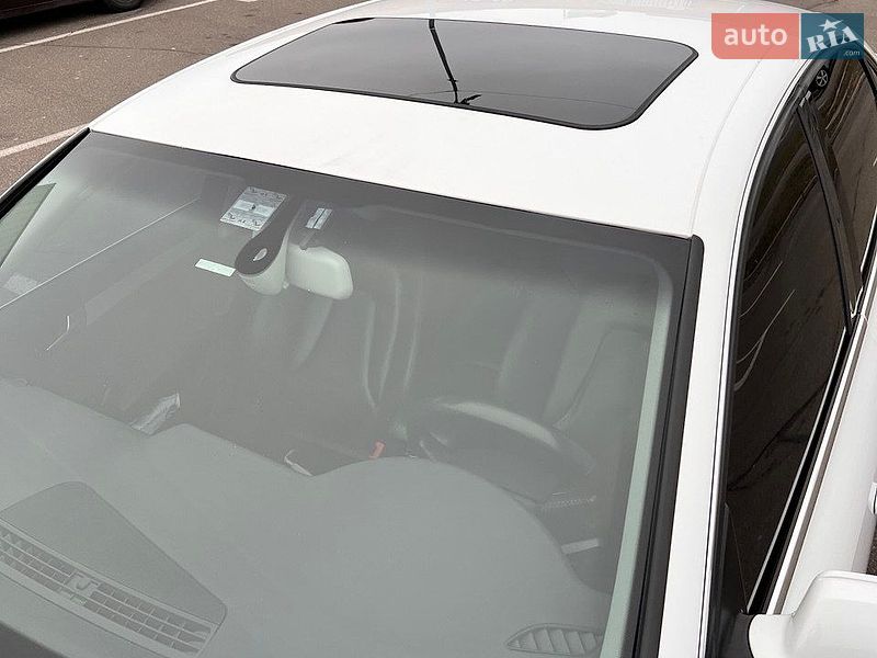 Седан Audi A4 2013 в Києві