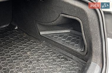 Седан Audi A4 2013 в Києві