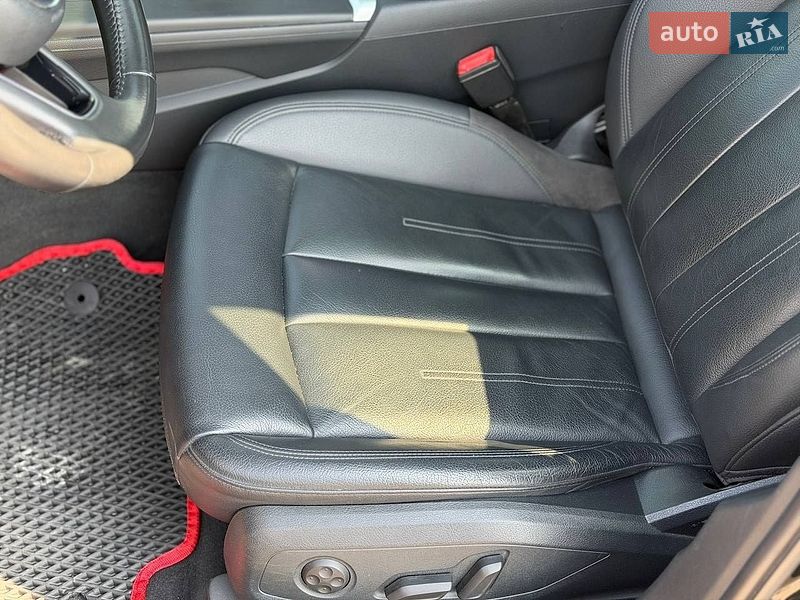 Седан Audi A4 2017 в Києві