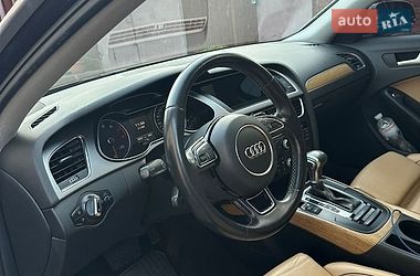 Седан Audi A4 2013 в Києві
