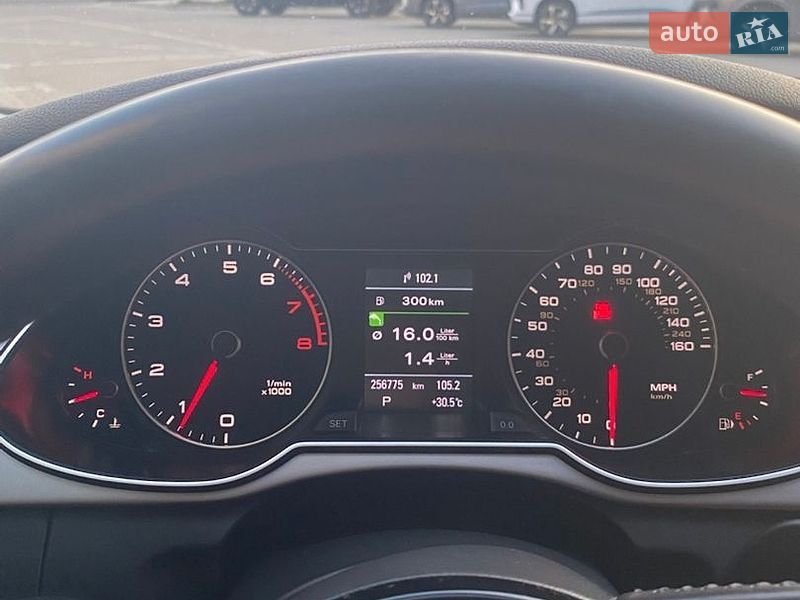 Седан Audi A4 2013 в Хмельницькому