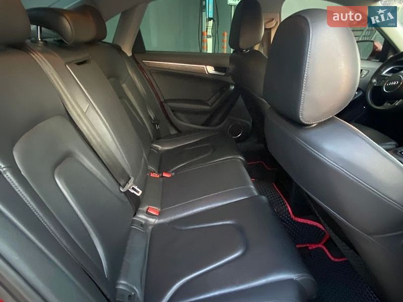 Седан Audi A4 2013 в Хмельницькому