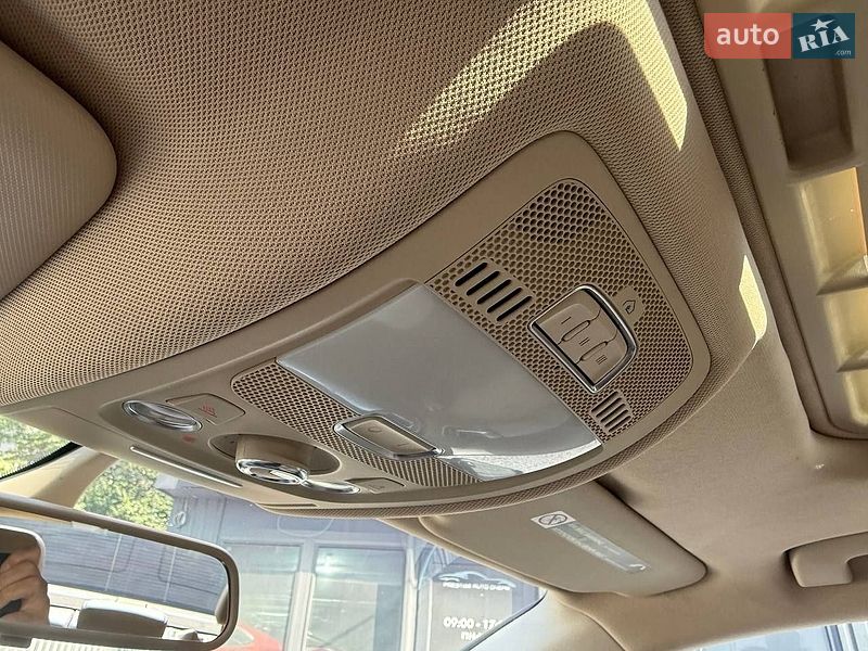 Седан Audi A4 2015 в Днепре