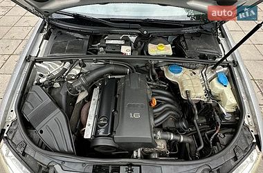 Седан Audi A4 2006 в Луцке
