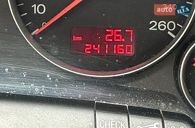 Седан Audi A4 2006 в Луцке