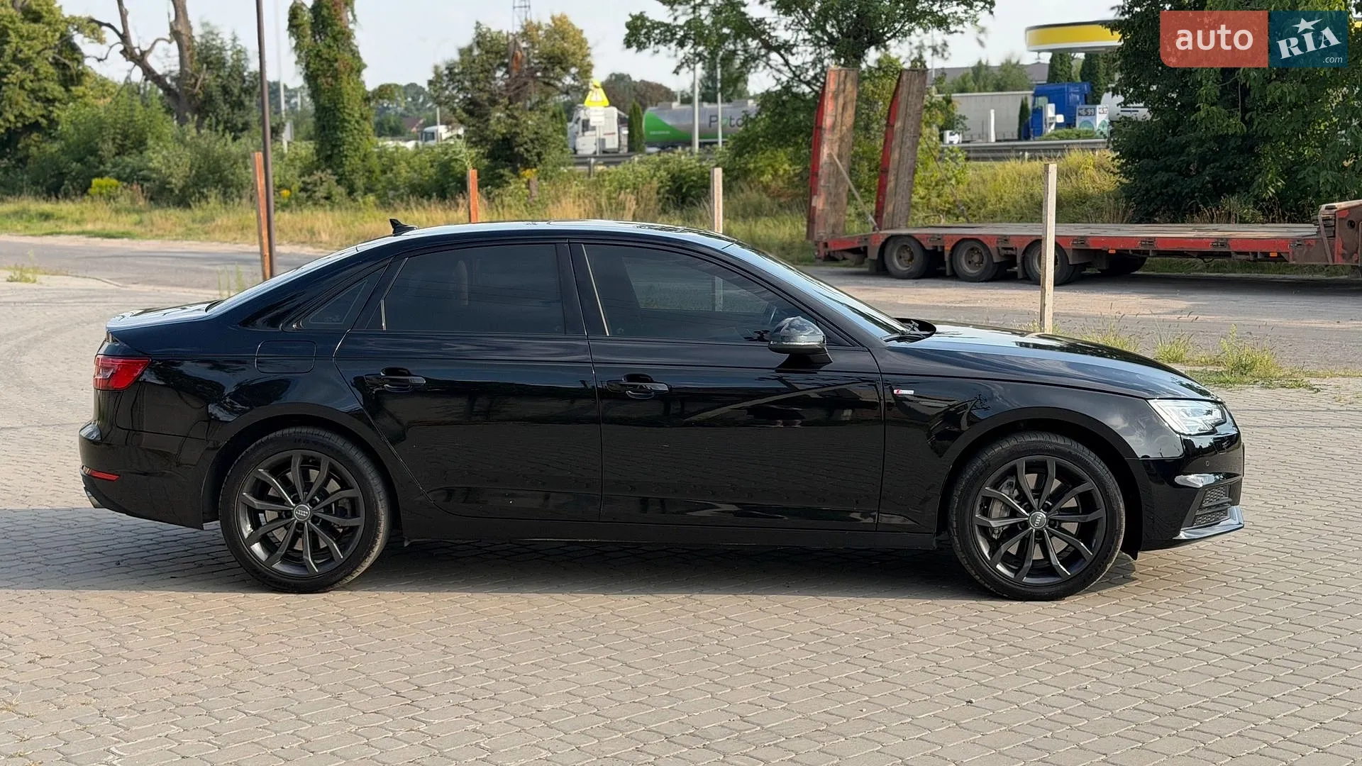2017 Audi A4 - мініатюра 13