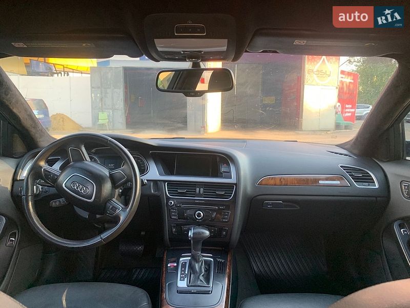 Седан Audi A4 2013 в Харькове