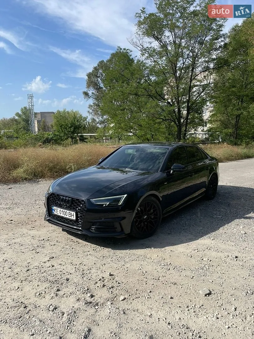 2017 Audi A4 - фото 1