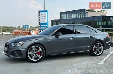 Седан Audi A4 2023 в Києві