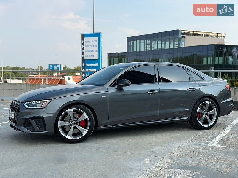 Седан Audi A4 2023 в Києві