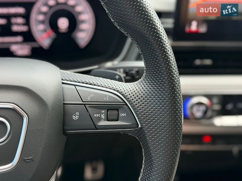 Седан Audi A4 2023 в Києві