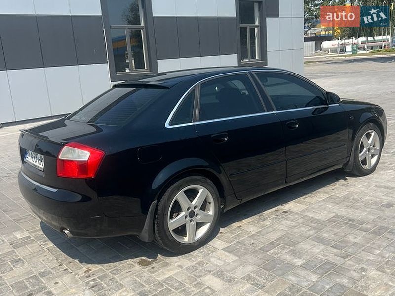Седан Audi A4 2002 в Кременчуці