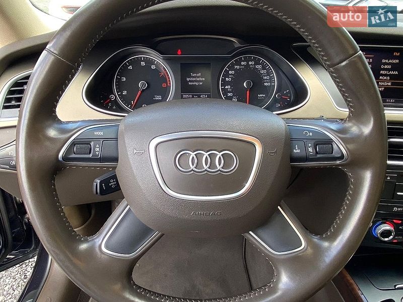 Седан Audi A4 2013 в Рівному