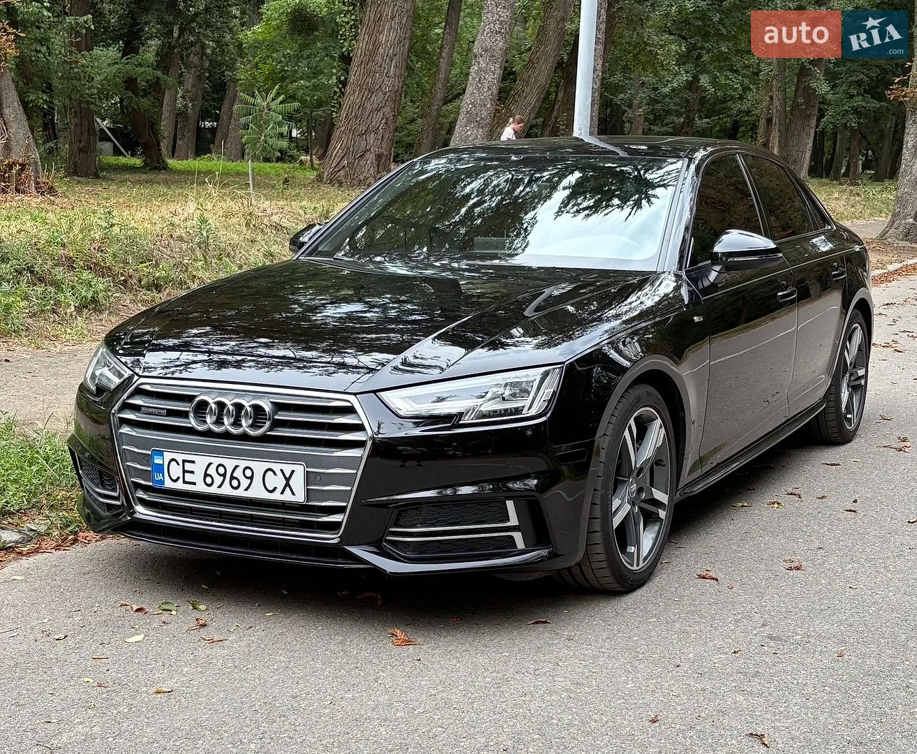 2017 Audi A4 - фото 1