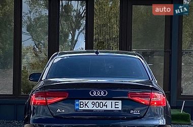 Седан Audi A4 2013 в Рівному