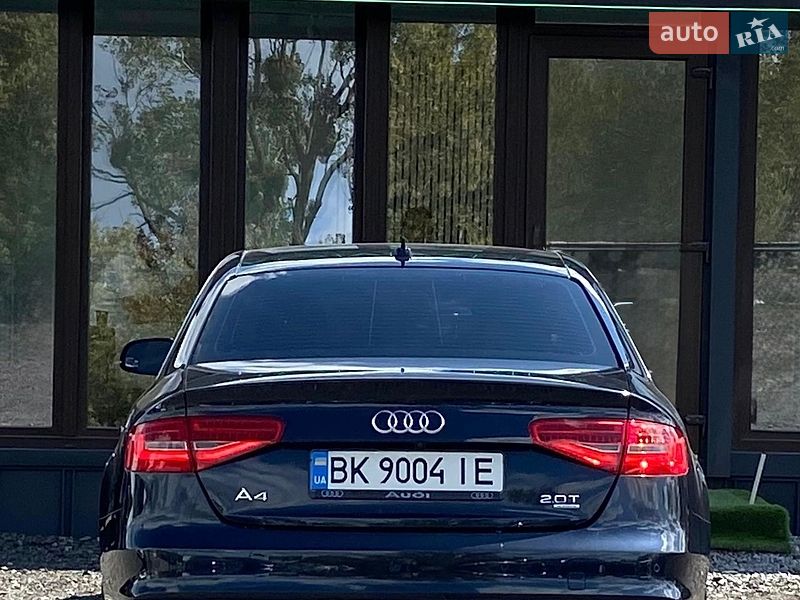 Седан Audi A4 2013 в Рівному