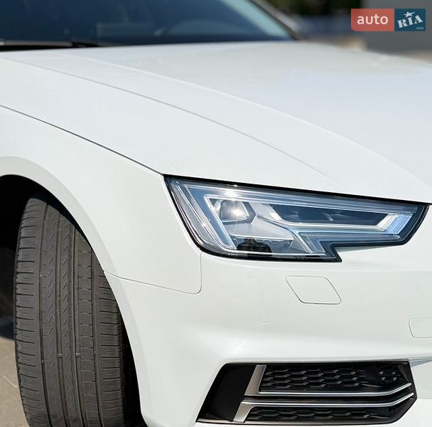 Седан Audi A4 2017 в Одесі