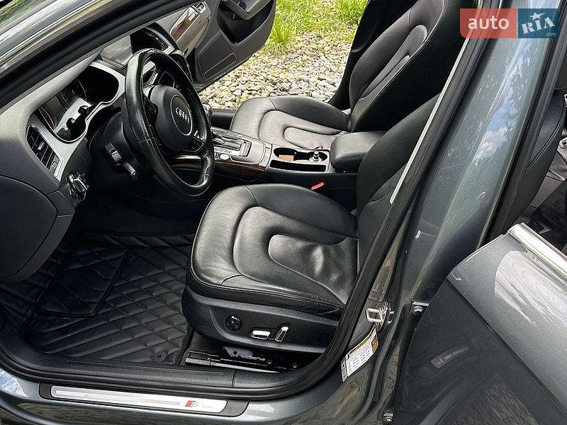 Седан Audi A4 2015 в Чернівцях