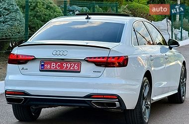Седан Audi A4 2021 в Рівному