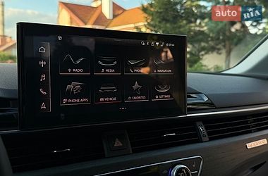 Седан Audi A4 2021 в Рівному